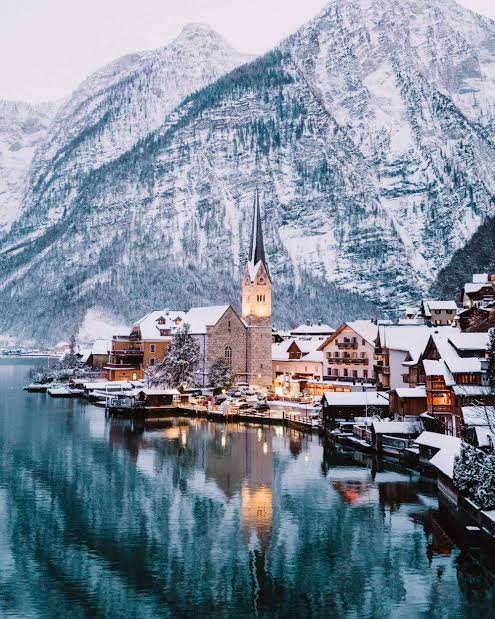 Münih-Hallstatt-Salzburg-Viyana Bratislava-Baden Turu (Sömestir ve Ramazan Bayramı Özel)